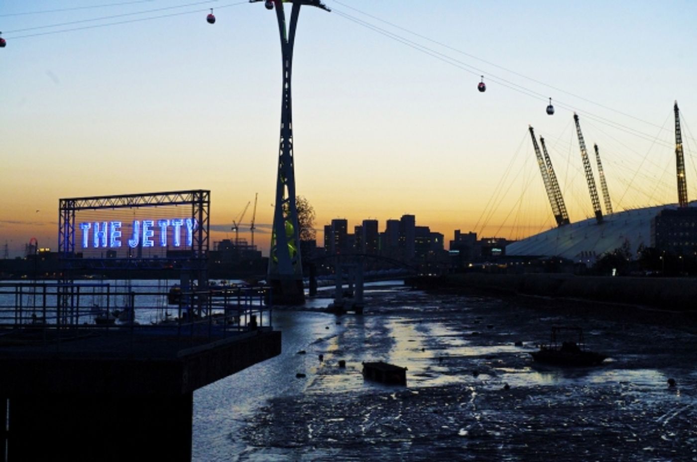 Photo Flash: First Look at HEARTBREAK HOTEL at The Jetty  Image