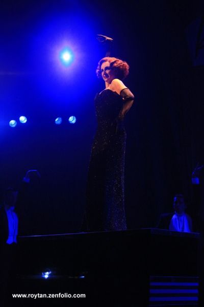 Sally Ann Triplett Photo