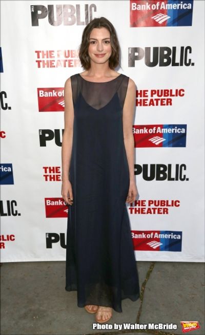 Anne Hathaway  Photo