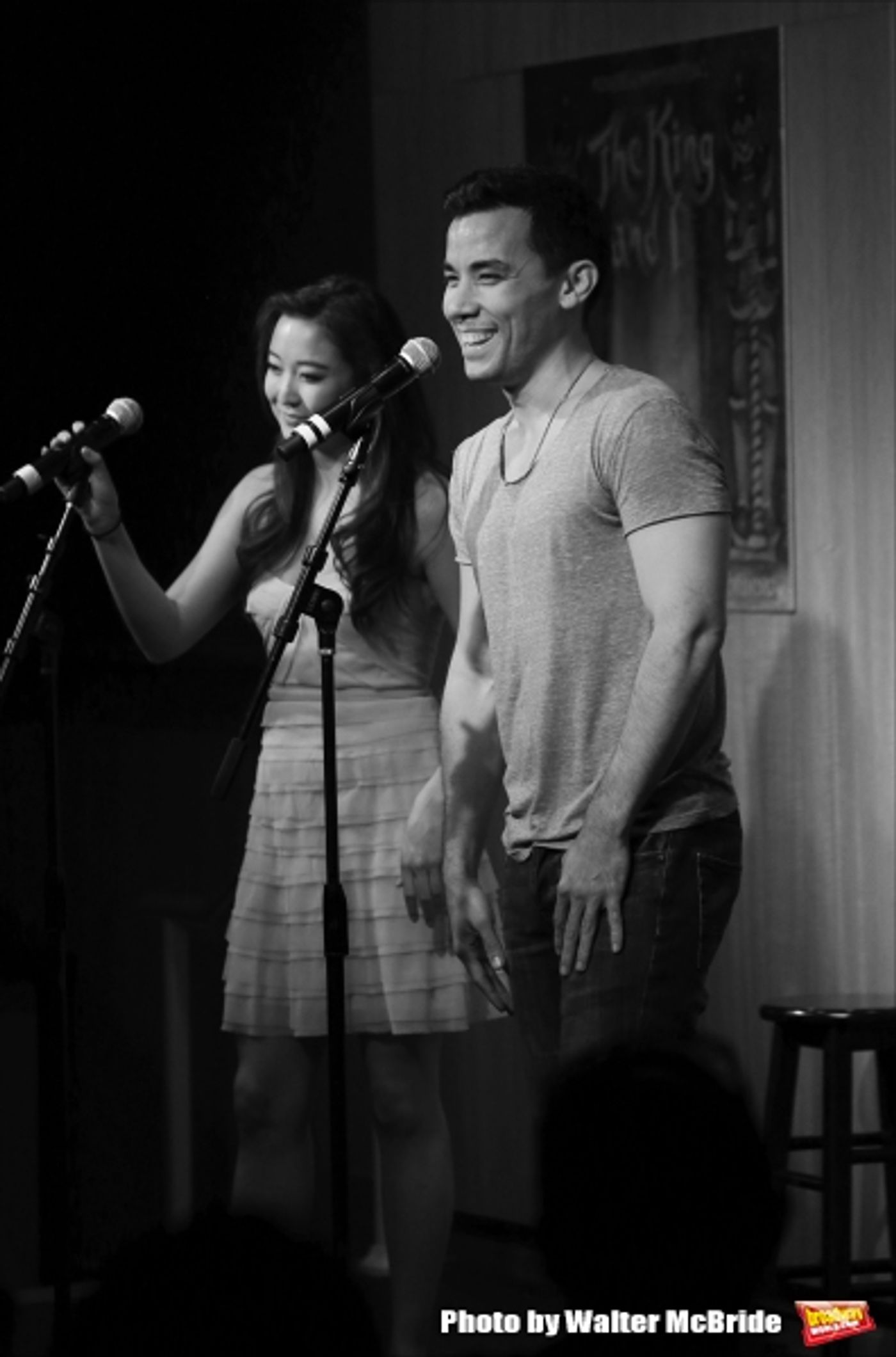 Photo Coverage: THE KING AND I Cast Celebrates Album Release at Barnes & Noble Image