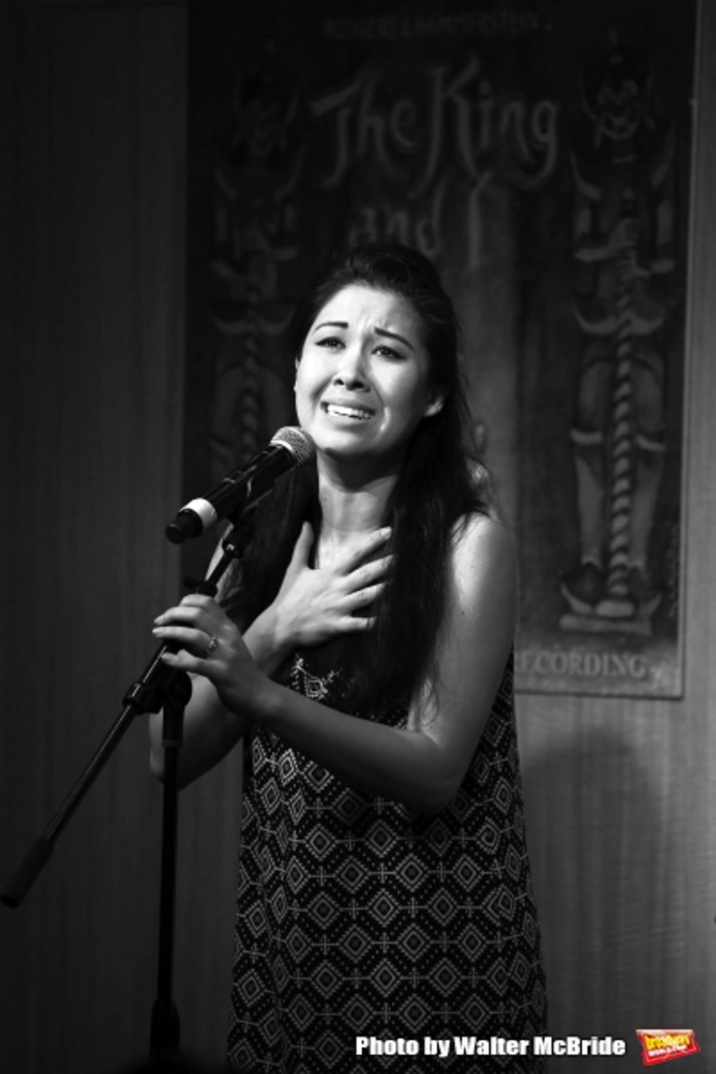 Photo Coverage: THE KING AND I Cast Celebrates Album Release at Barnes & Noble Image
