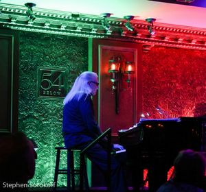 Ron Abel @ BroadwayWorld Ron Abel Photo