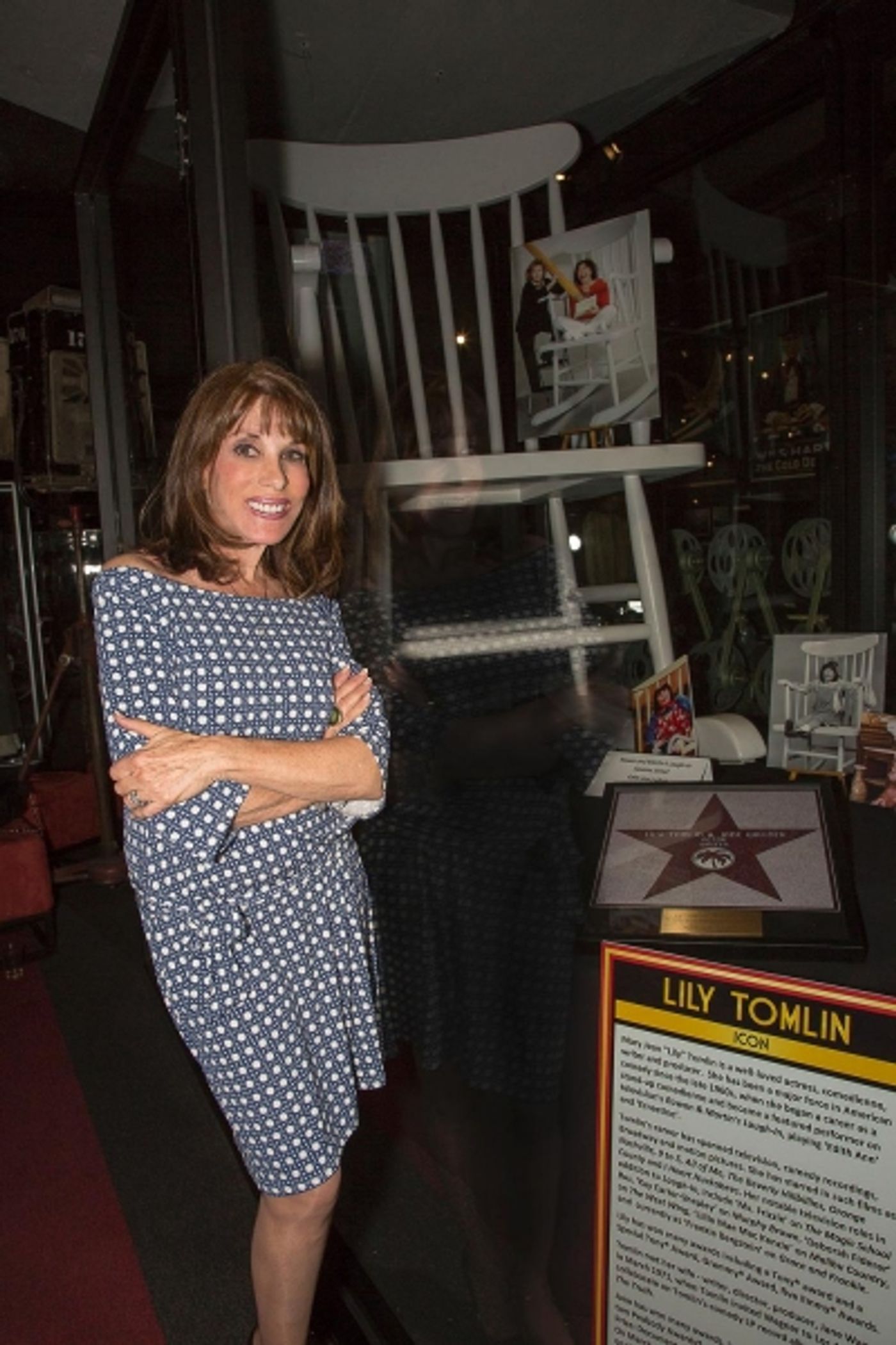 Photo Flash: Doris Roberts, Lee Purcell, Barry Livingston, adn Many More Stars Support Opening of 'Reel to Real' Exhibit  Image