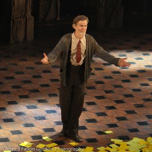 Tom Nelis @ BroadwayWorld Tom Nelis Photo