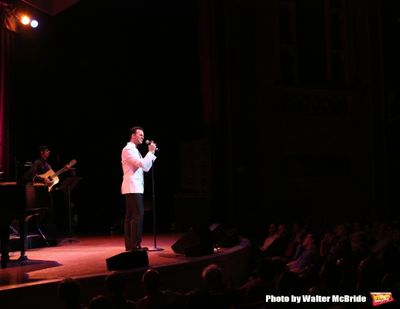 Cheyenne Jackson Photo