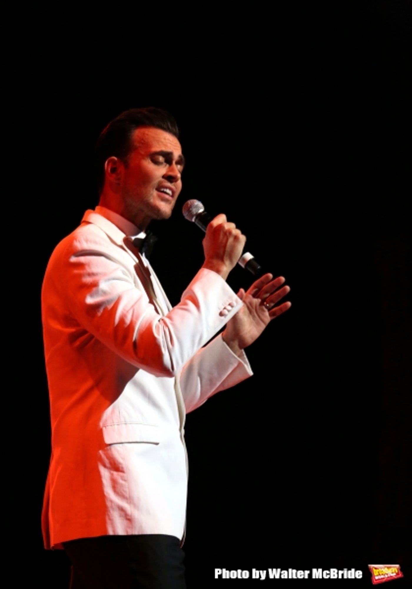 Photo Coverage: Go Inside Cheyenne Jackson's Town Hall Concert!  Image