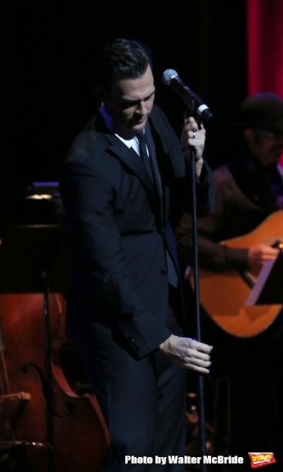 Cheyenne Jackson Photo