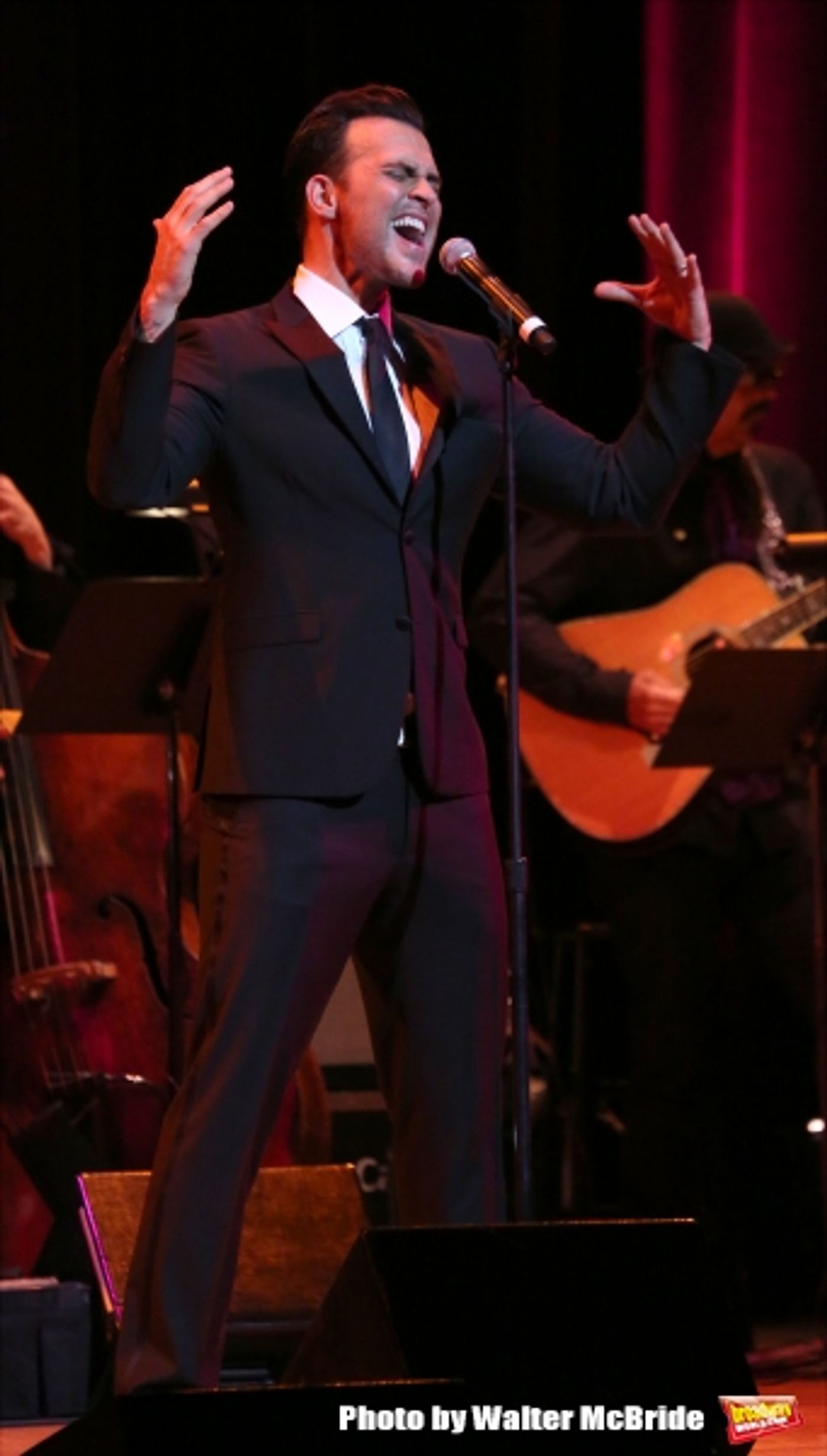 Photo Coverage: Go Inside Cheyenne Jackson's Town Hall Concert!  Image
