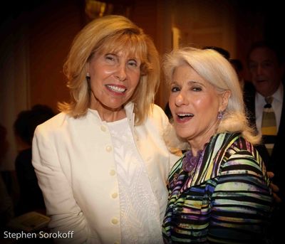Shelley Goldberg &amp; Jamie deRoy Photo