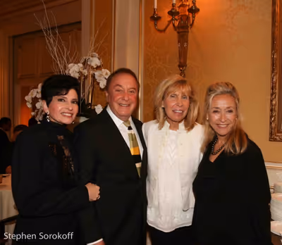 Shelley Goldberg &amp; Jamie deRoy Photo