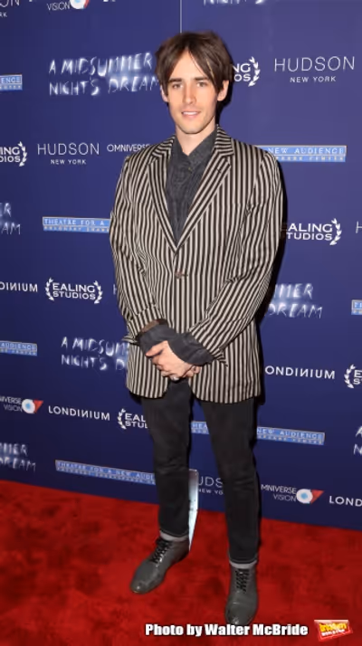 Reeve Carney Photo