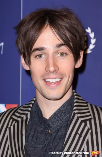Reeve Carney Photo