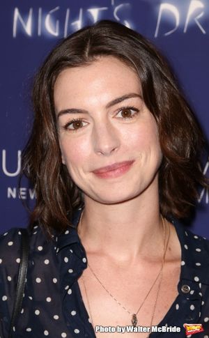 Anne Hathaway Photo