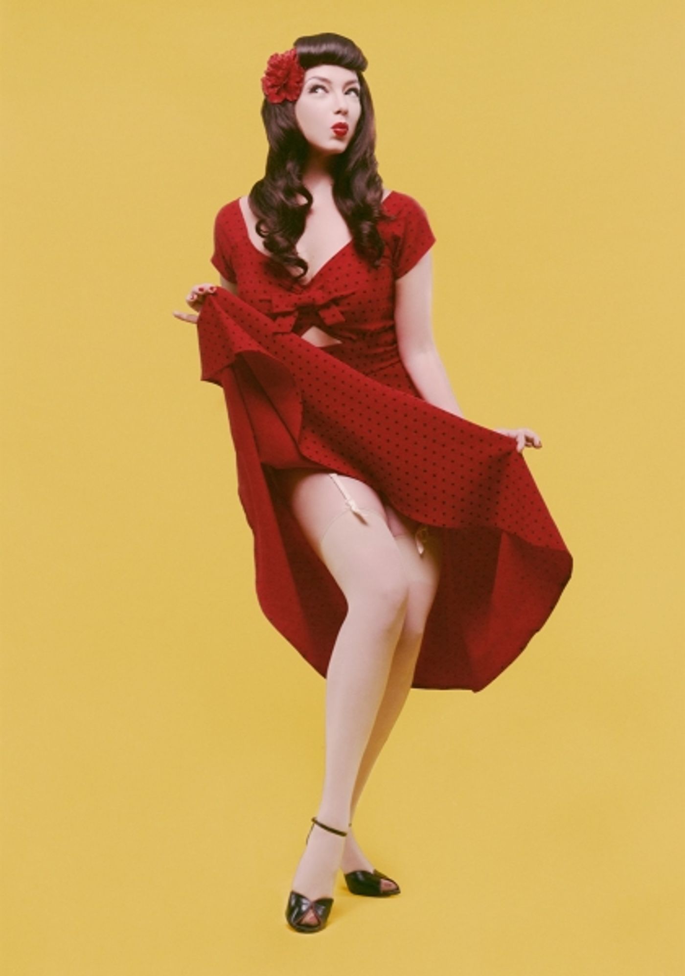 Photo Flash Exclusive: Ladies of Broadway's ON THE TOWN Pose for New Pin-Up Shots  Image