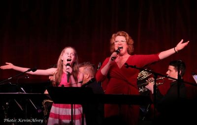 Elizabeth Teeter and KLea Blackhurst Photo