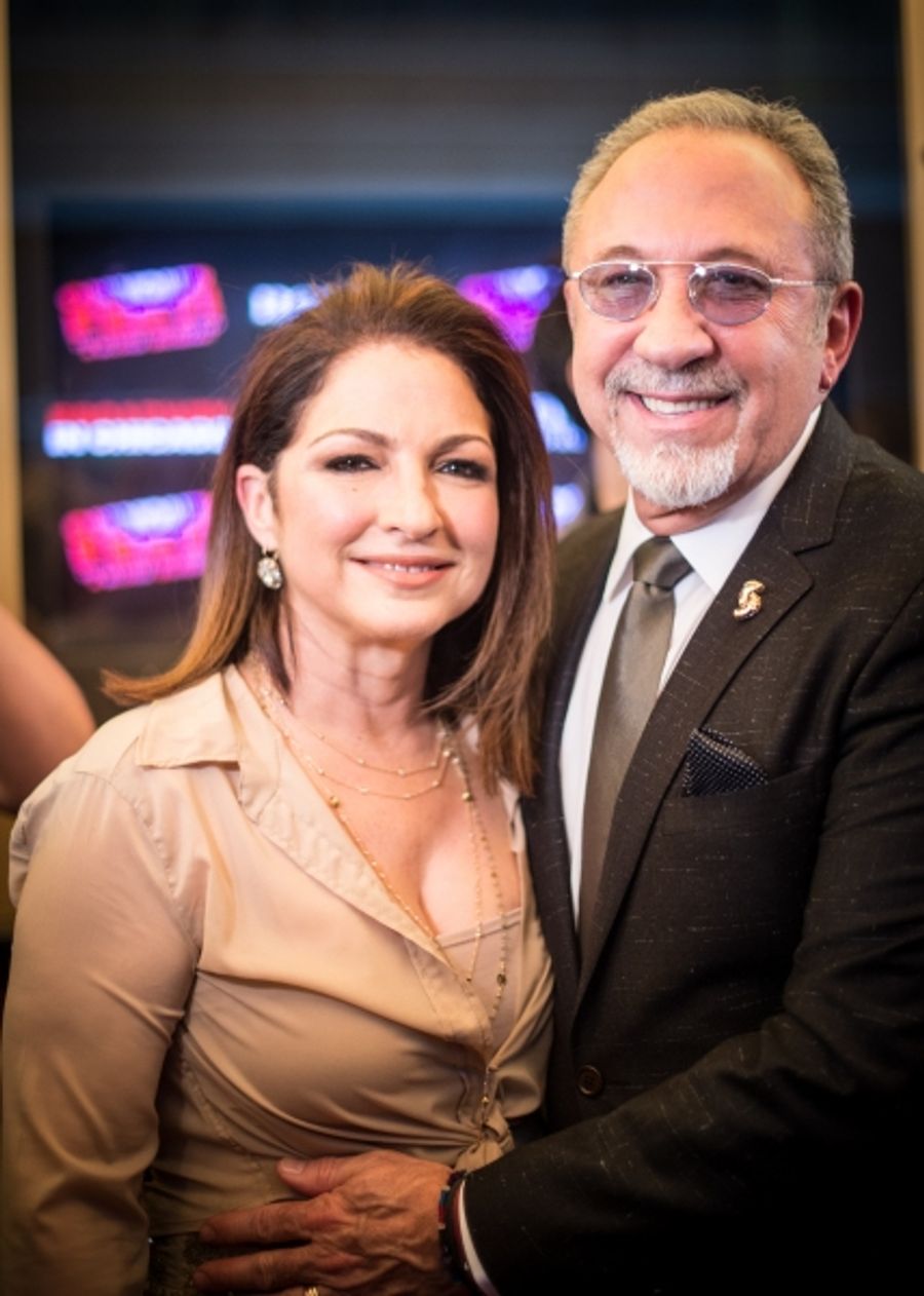 Photo Flash: Broadway-Bound ON YOUR FEET! Celebrates Chicago Opening Image