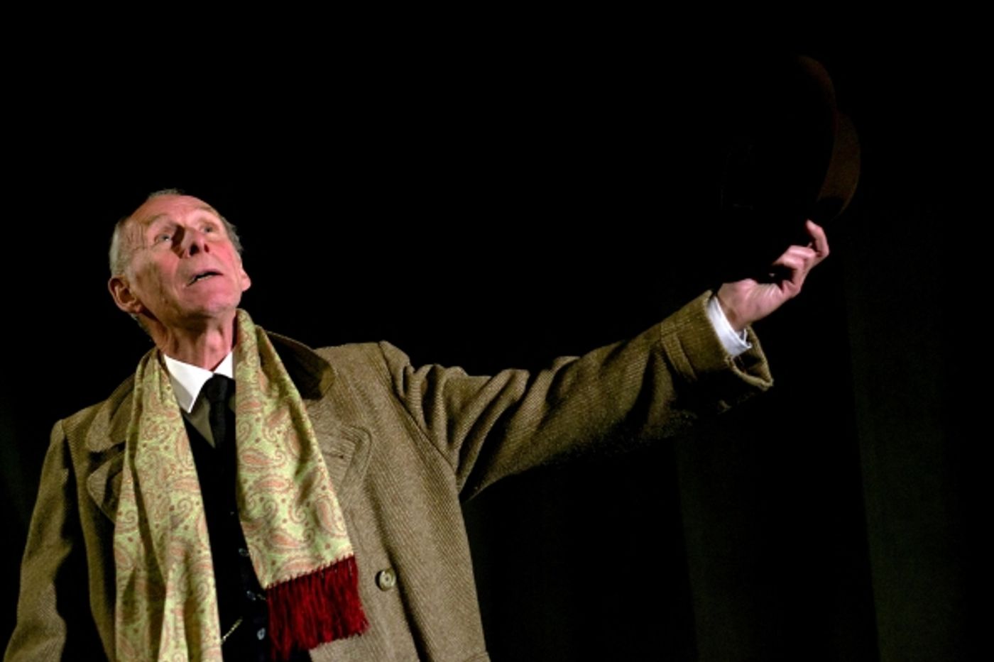 Photo Flash: First Look at THE WOMAN IN BLACK at the SJT, Scarborough Photo Flash: First Look at THE WOMAN IN BLACK at the SJT, Scarborough Image