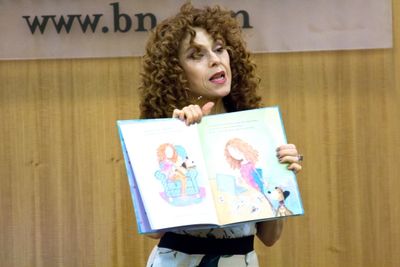 Bernadette Peters Photo
