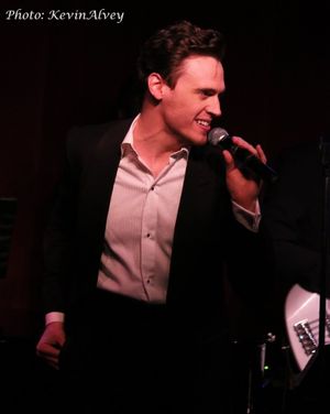 Erich Bergen Photo