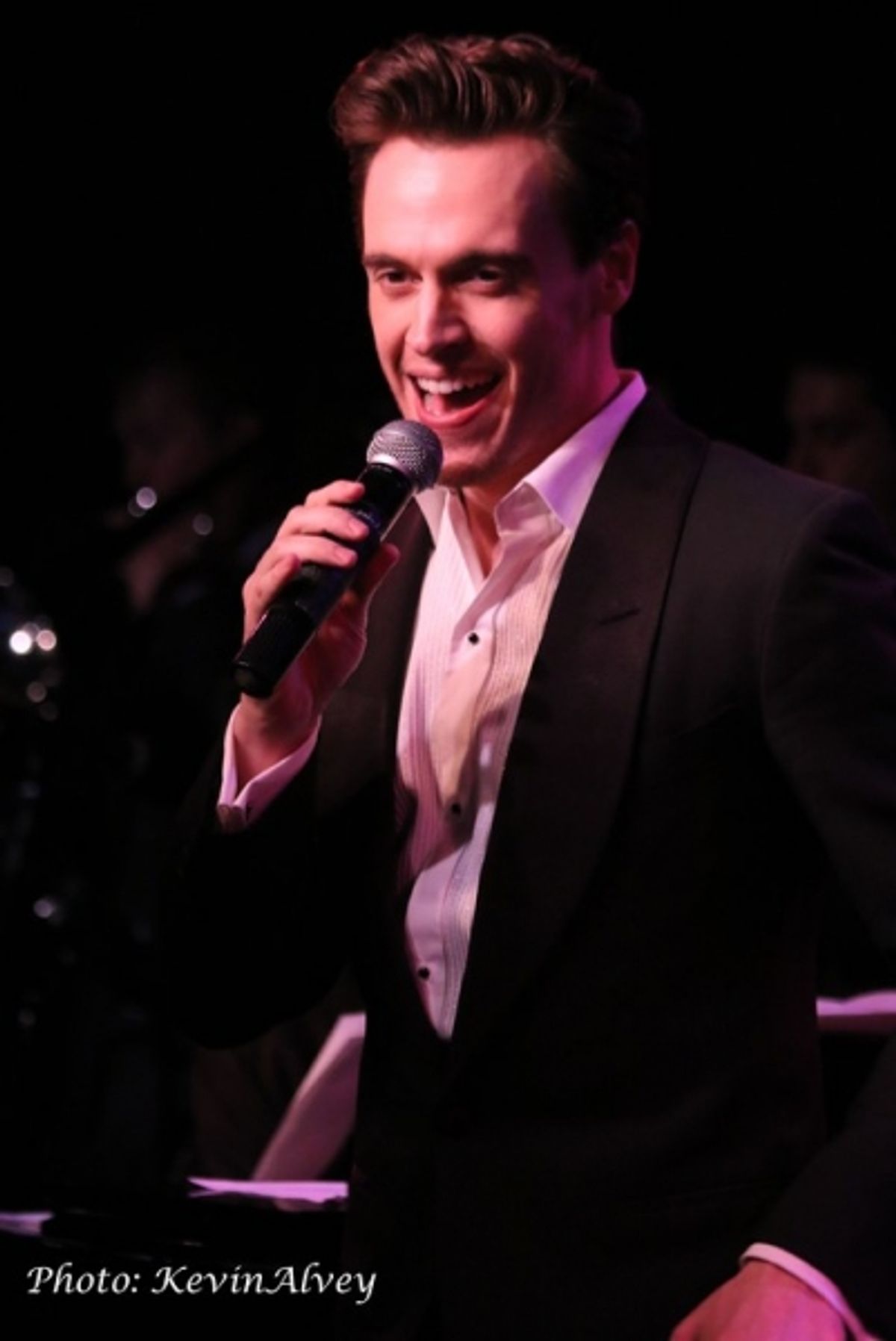 Erich Bergen at 