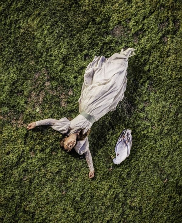 Sabrina Bartlett Photo