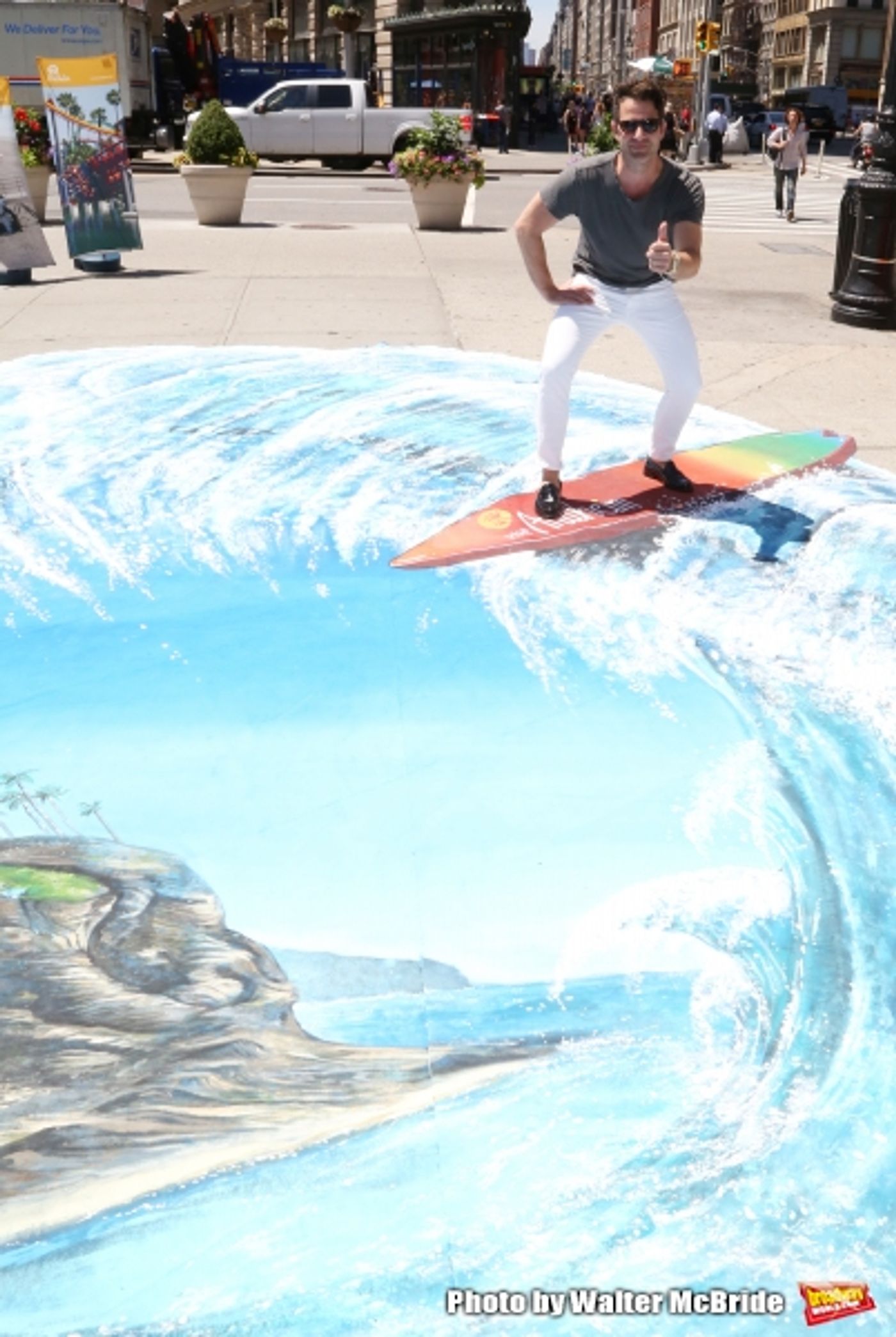 Photo Coverage: Brandy Norwood, Nate Berkus and More Help Bring Anaheim to the Big Apple  Image