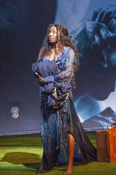 Rutina Wesley as Viola Photo