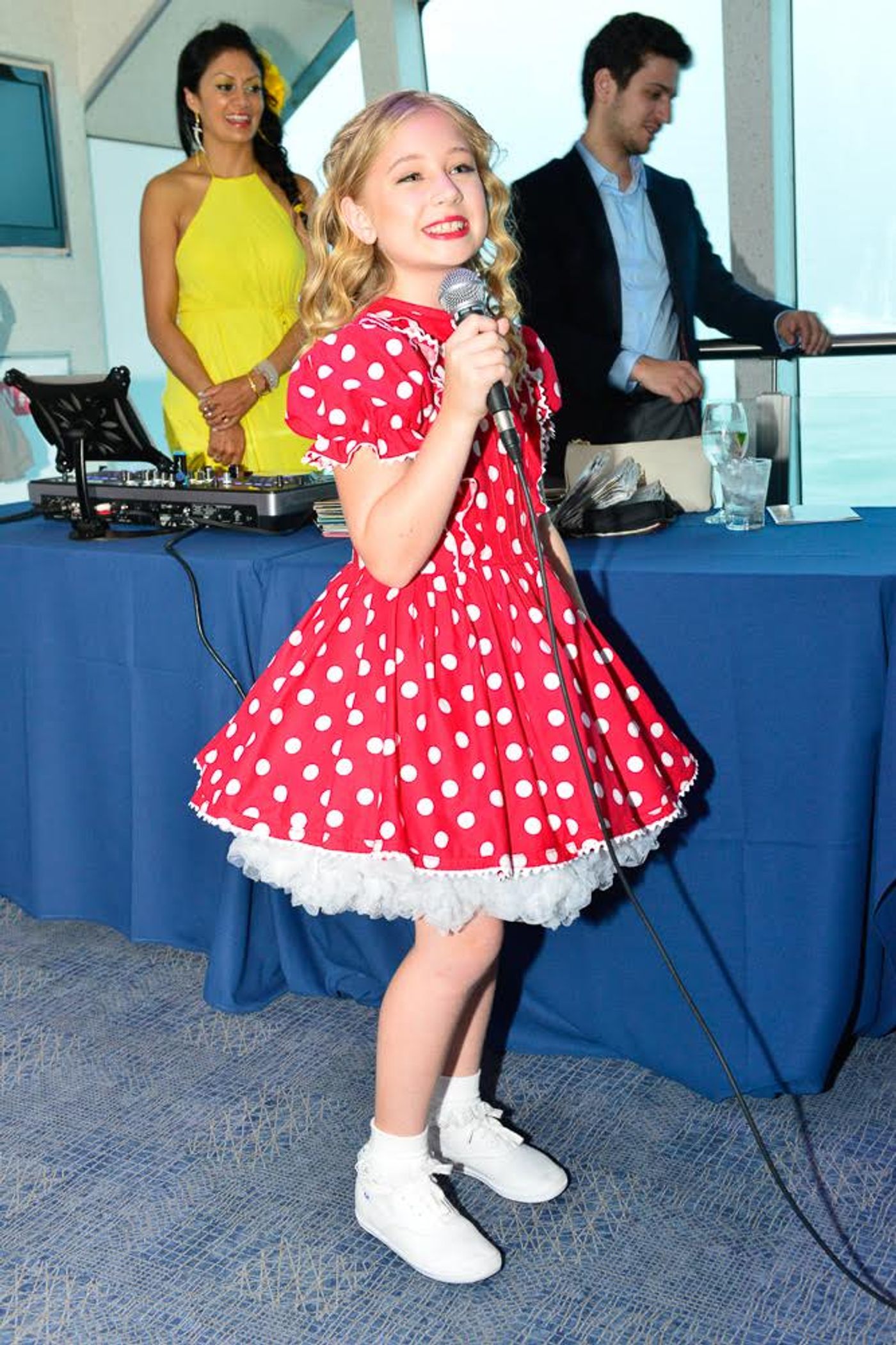 Photo Flash: Patti LuPone, Fran Drescher Meet the Cast of Off-Broadway's RUTHLESS! Photo Flash: Patti LuPone, Fran Drescher Meet the Cast of Off-Broadway's RUTHLESS! Image