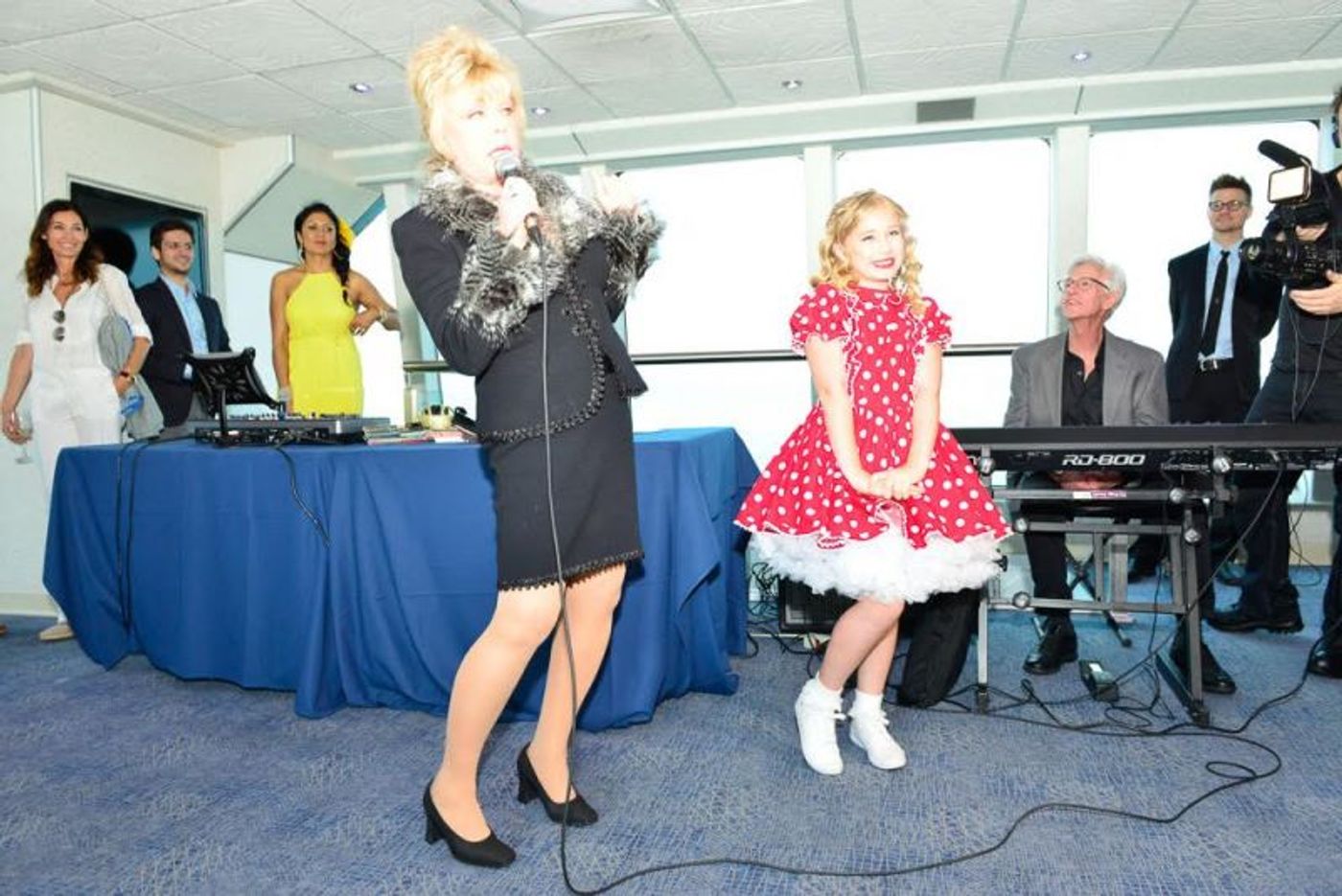 Photo Flash: Patti LuPone, Fran Drescher Meet the Cast of Off-Broadway's RUTHLESS! Photo Flash: Patti LuPone, Fran Drescher Meet the Cast of Off-Broadway's RUTHLESS! Image