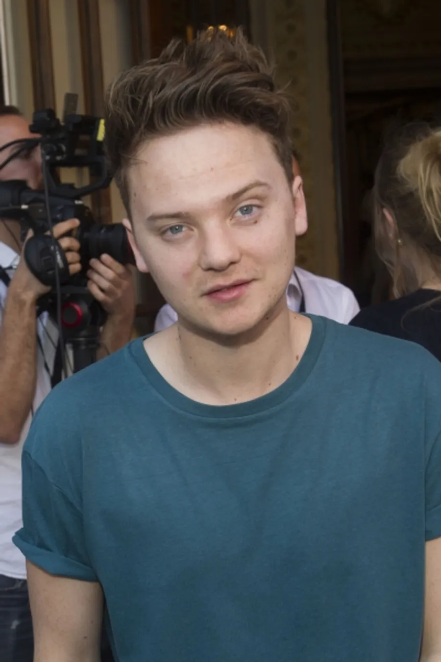Photo Flash: First Look at CURIOUS INCIDENT New Cast & Celebration Party! Image