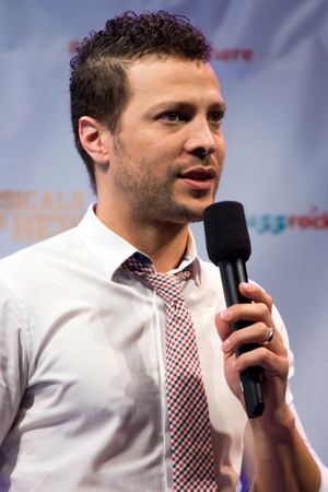 Justin Guarini @ BroadwayWorld Justin Guarini Photo