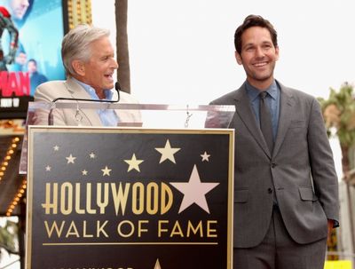 Michael Douglas honors actor Paul Rudd Photo