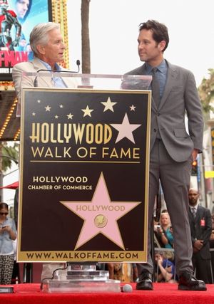 'Michael Douglas honors actor Paul Rudd @ BroadwayWorld 'Michael Douglas honors actor Paul Rudd Photo