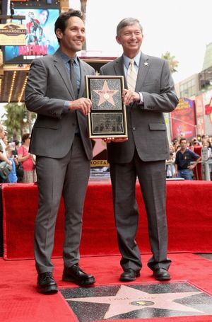 Paul Rudd poses with President and CEO of Hollywood Chamber of Commerce, Leron Gubler Photo