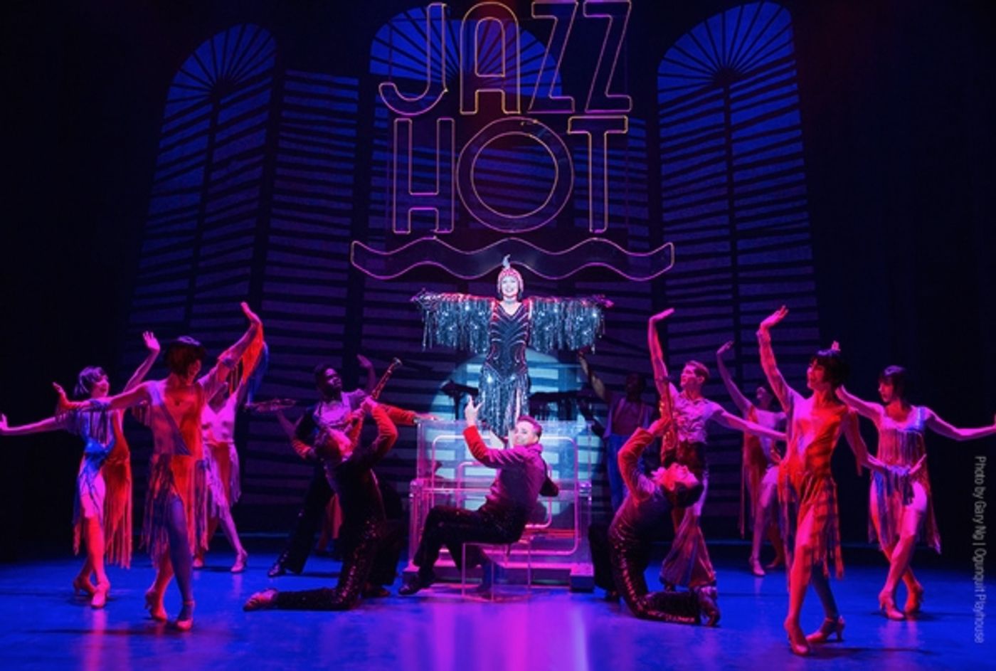 Photo Flash: First Look at Lisa Brescia in Ogunquit Playhouse's VICTOR/VICTORIA  Image