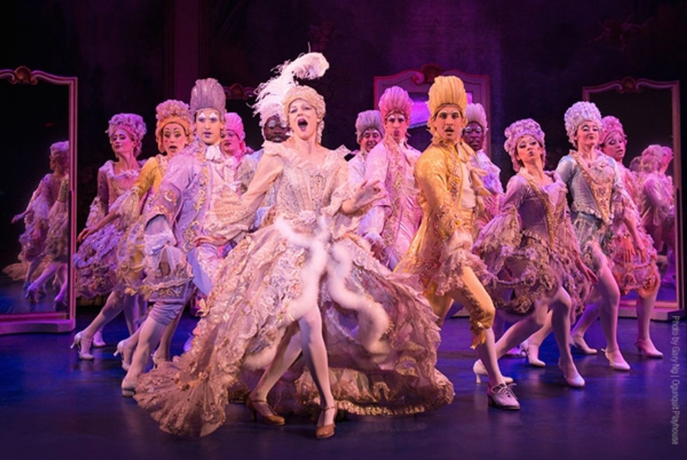 Photo Flash: First Look at Lisa Brescia in Ogunquit Playhouse's VICTOR/VICTORIA  Image