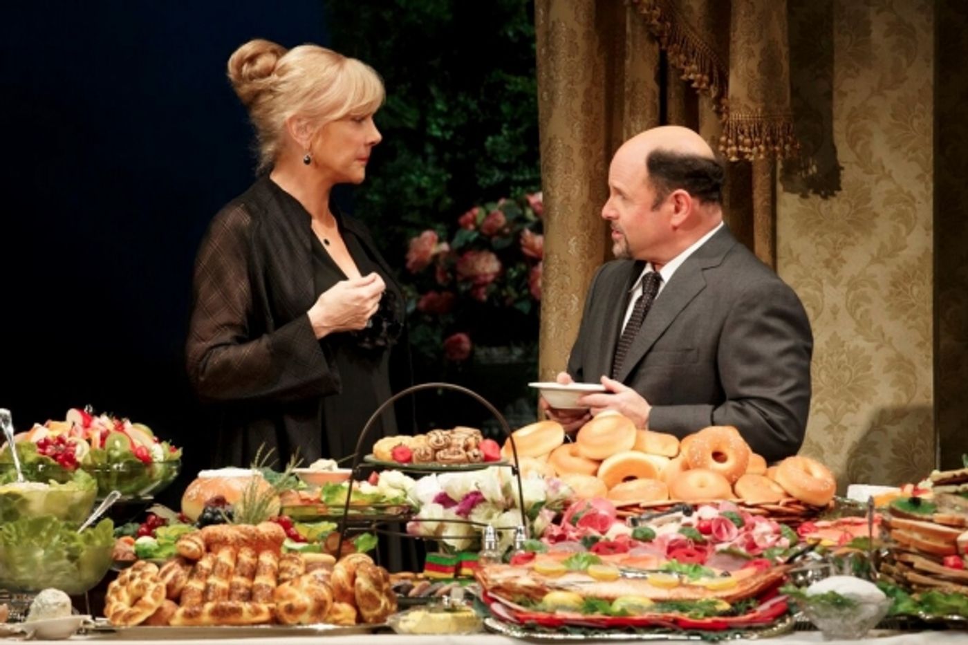 Photo Flash: First Look at Jason Alexander in FISH IN THE DARK!  Image