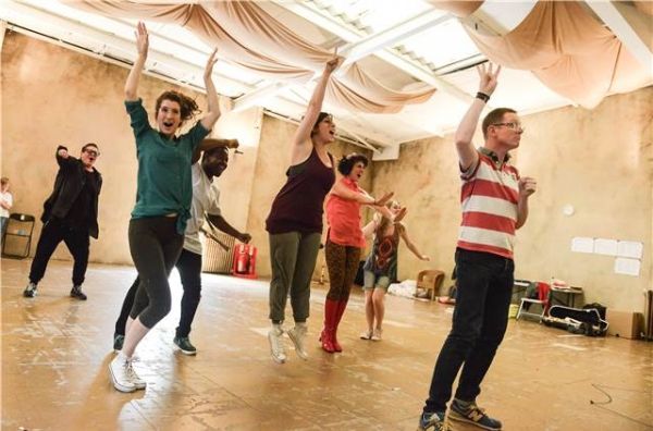 Photo Flash: First Look at Justin Fletcher, Ronni Anocona & More in Rehearsal for MIF's THE TALE OF MR. TUMBLE  Image