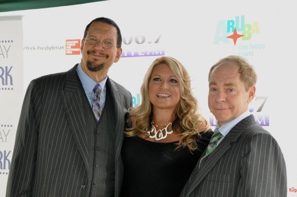 Penn Jillette, Delilah (Lite FM 106.7) and Raymond Teller Photo