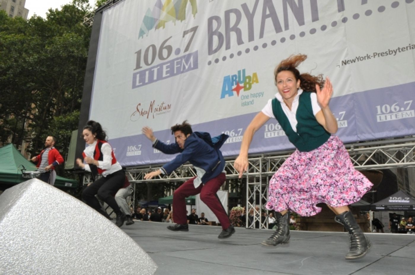 Photo Coverage: BROADWAY IN BRYANT PARK 2015 Kicks Off with WICKED, IT SHOULDA BEEN YOU & More! Image