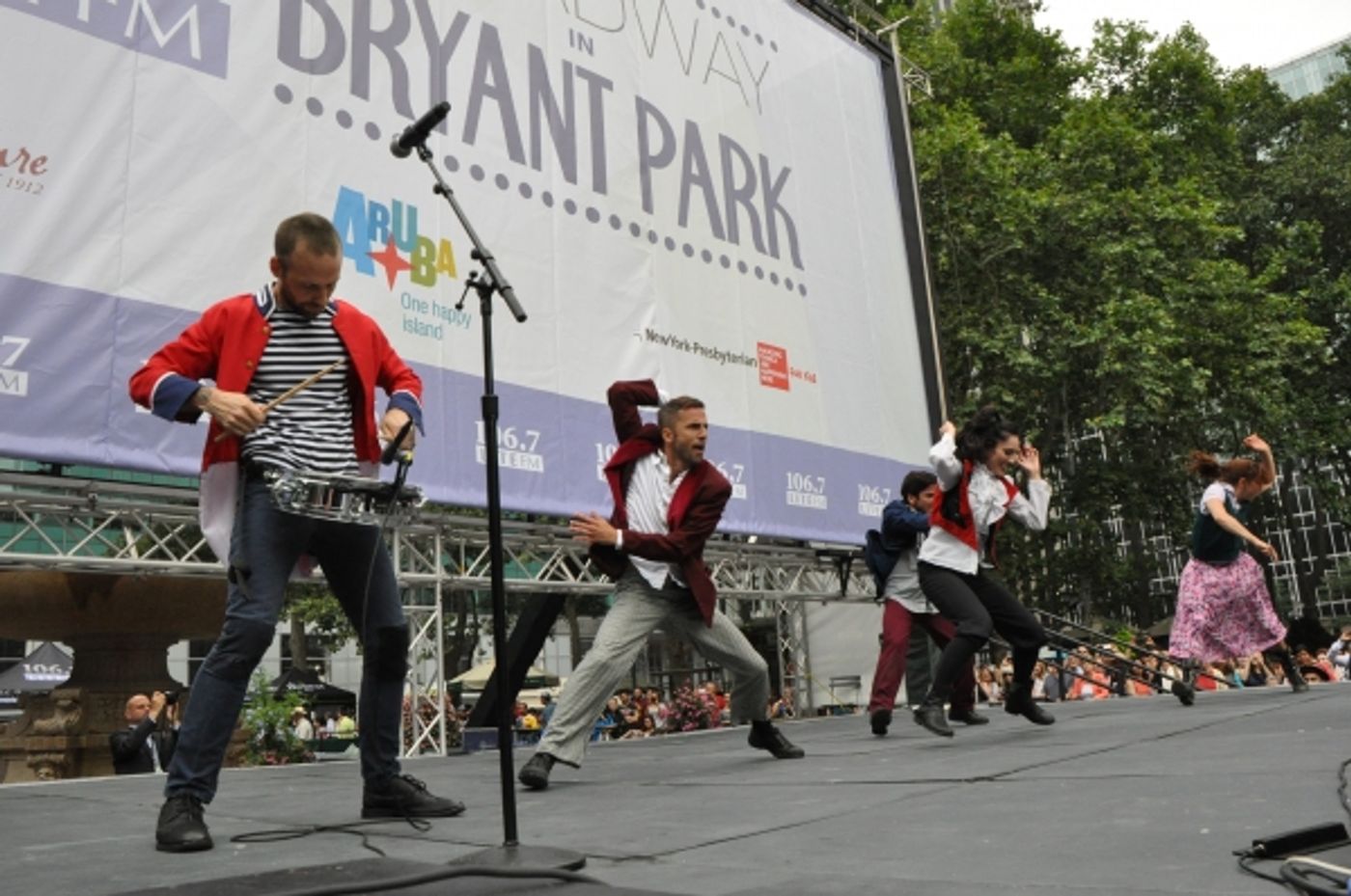 Photo Coverage: BROADWAY IN BRYANT PARK 2015 Kicks Off with WICKED, IT SHOULDA BEEN YOU & More! Image