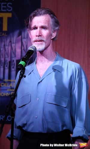 Tom Nelis @ BroadwayWorld Tom Nelis Photo
