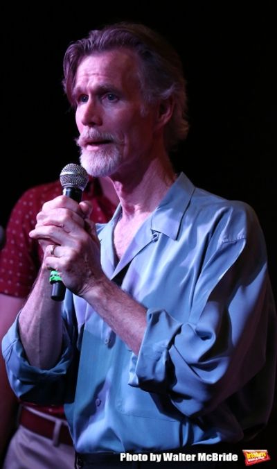 Tom Nelis Photo