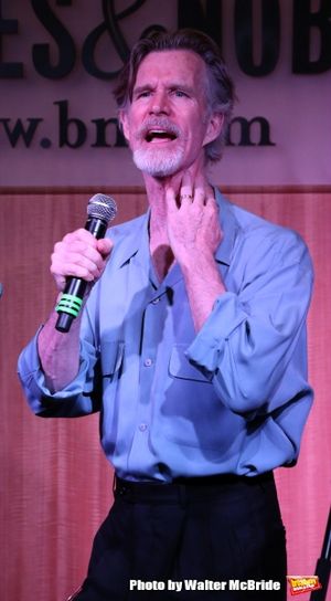 Tom Nelis @ BroadwayWorld Tom Nelis Photo