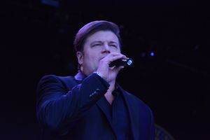 Rob Evan @ BroadwayWorld Rob Evan Photo