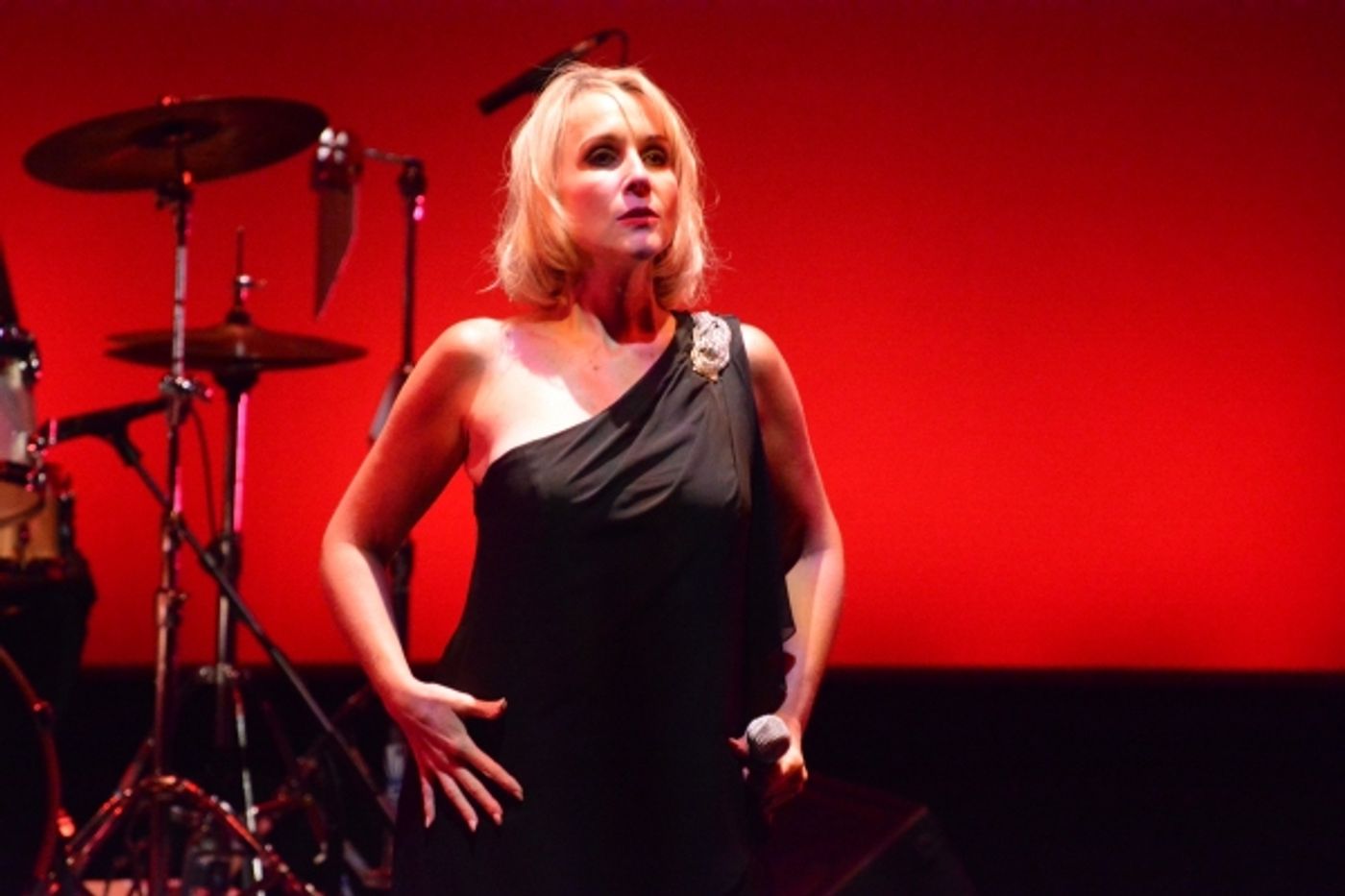 Photo Coverage: Neil Berg's ROCK 'N' ROLL DECADES Plays Queens Theatre In The Park  Image