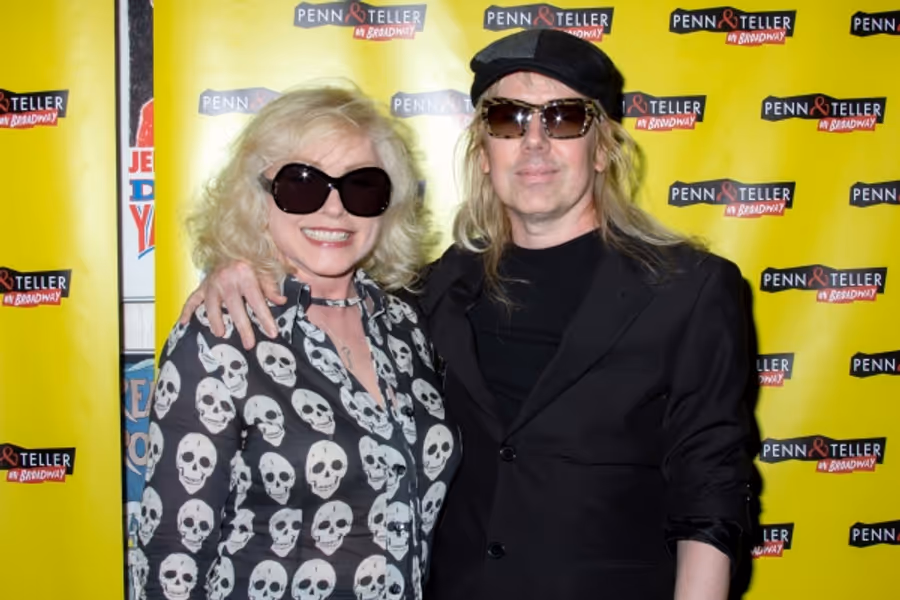 Photo Coverage: On the Red Carpet for Opening Night of PENN & TELLER ON BROADWAY Image