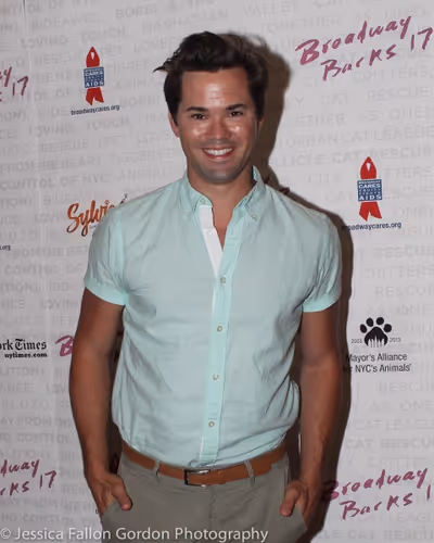 Andrew Rannells Photo