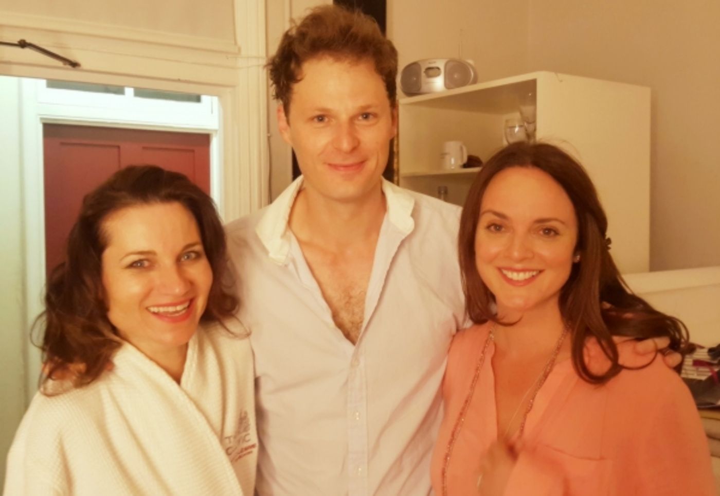 Photo Flash: Melissa Errico Surprises Cast of West End's HIGH SOCIETY Photo Flash: Melissa Errico Surprises Cast of West End's HIGH SOCIETY Image