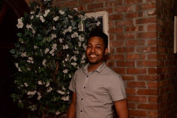 Dwanye Washington Photo